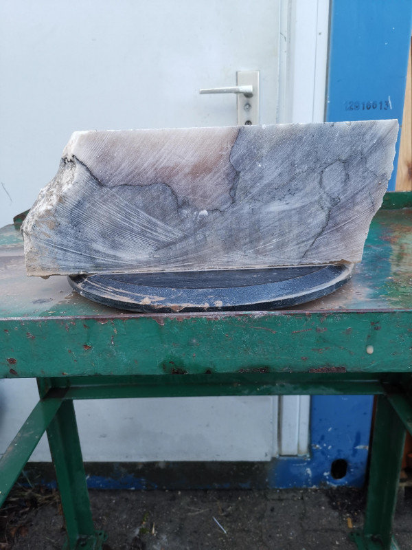 Alabaster; Einzelst�ck; Spanien; ges�gt; karamell; 15,330 kg