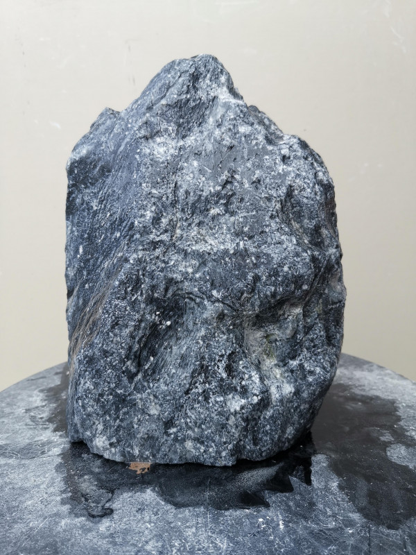 Speckstein; Einzelst�ck; aus China; schwarz; 7,250 kg