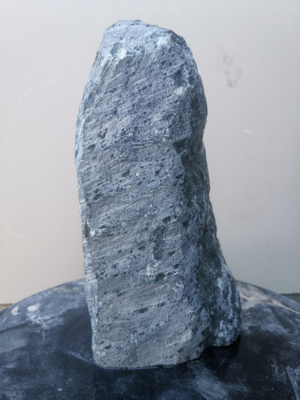 Speckstein; Einzelst�ck; aus Indien; dunkelgr�n; 3,930 kg