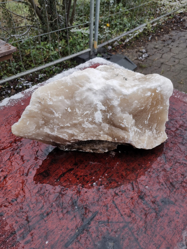 Alabaster; Creme; Einzelstck; 9.210 kg