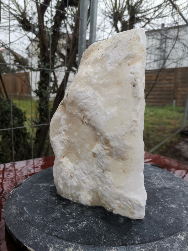 Alabaster; Einzelstck; transparent-wei; wenig Marmorierung; geschrumpft; 11.450 kg