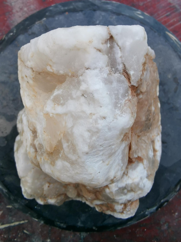 Alabaster; Einzelstck; transparent- wei mit Maserung; geschrumpft; 5.900 kg