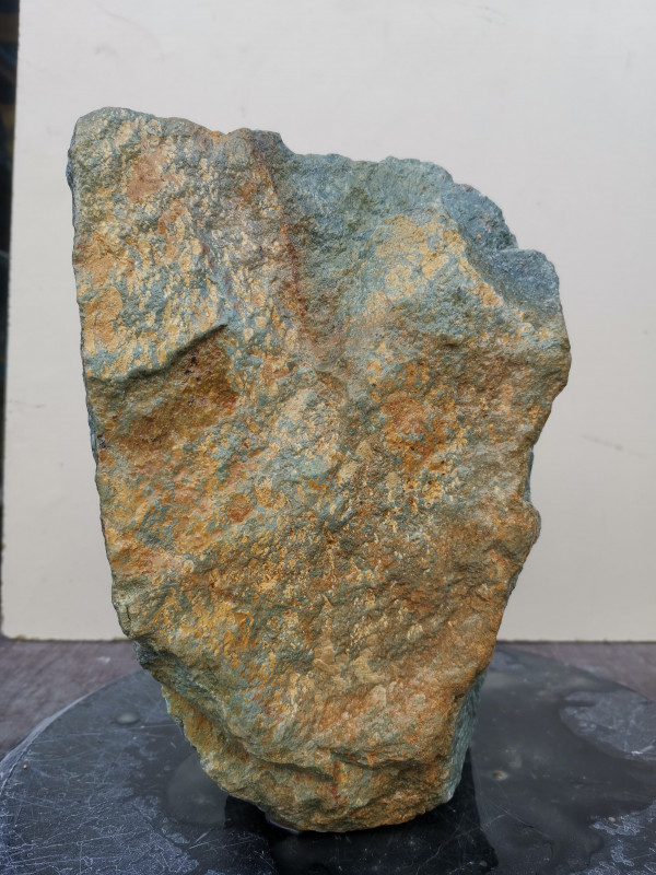 Serpentin; Einzelstck; aus Simbabwe; opal grn; 10,730 kg