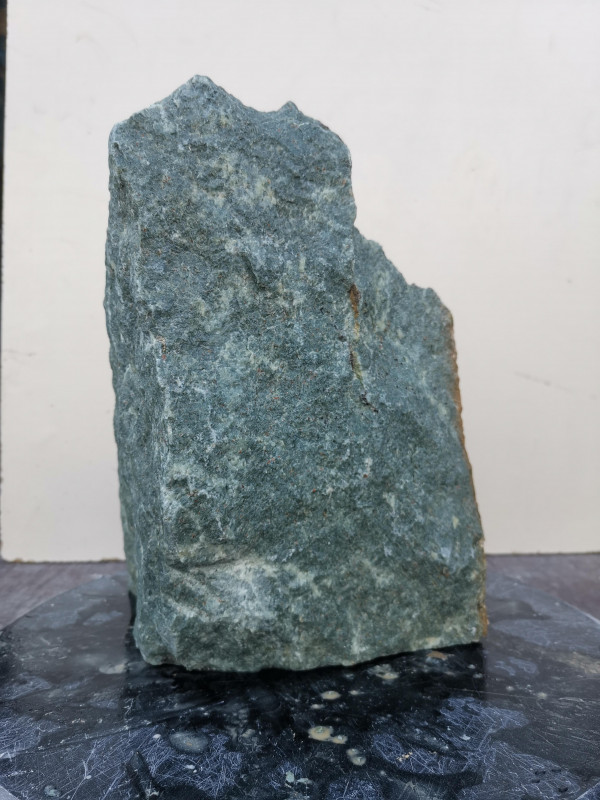 Serpentin; Einzelstck; aus Simbabwe; opal grn; 8,570 kg