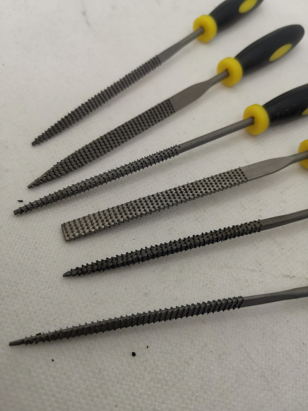 Raspelset; 6 tlg.: 140 x 3 mm; Kunststoffgriff; Einstecktasche