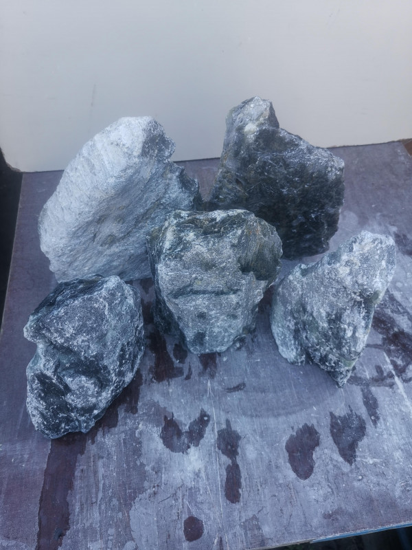 fnf Speckstein Einzelstcke; zusammen 13,600 kg; Farbmischung