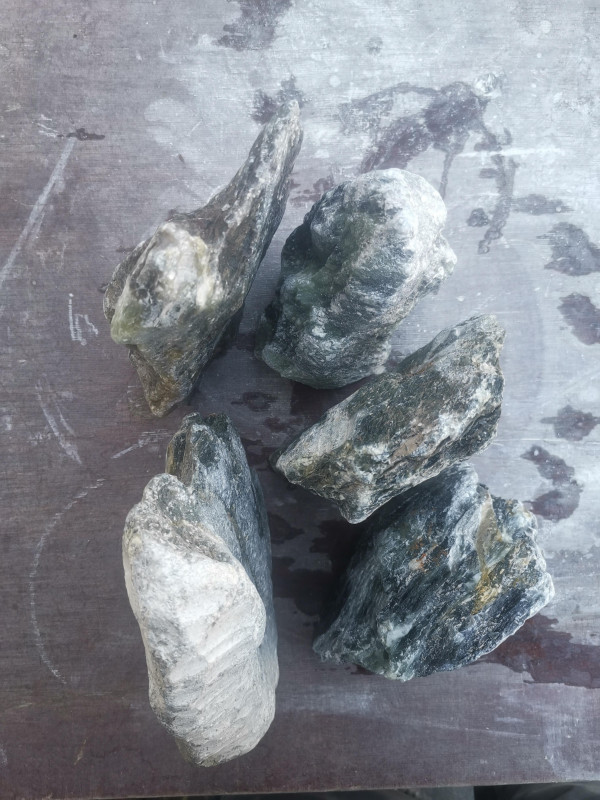 fnf Speckstein Einzelstcke; zusammen 13,600 kg; Farbmischung