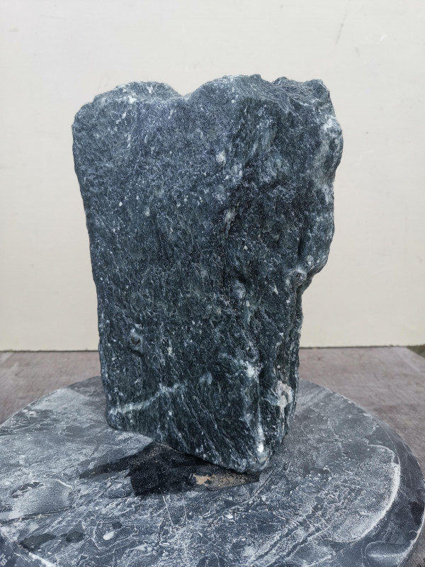 Speckstein Einzelstck schwarz- trkis, Streifen aus Indien; 7,820 kg