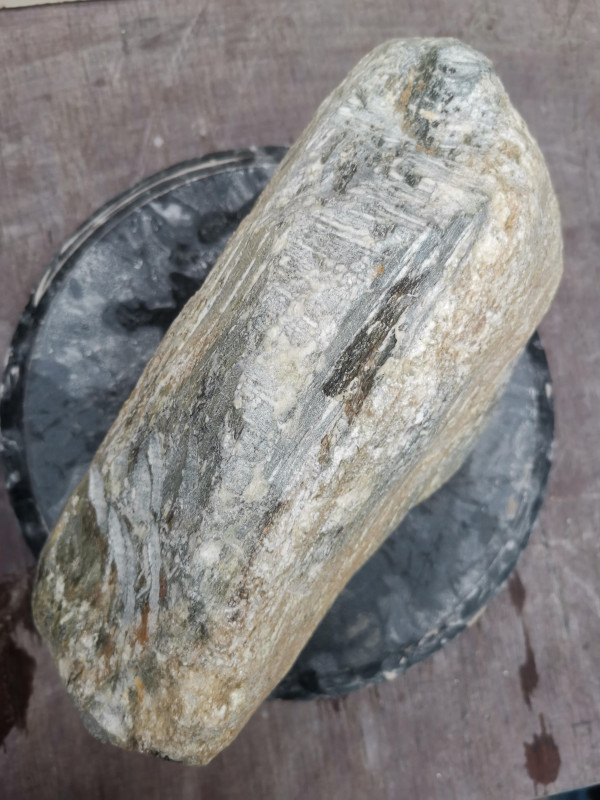 Speckstein Einzelstck aus Indien gelb-grn-Mix 13,380 kg