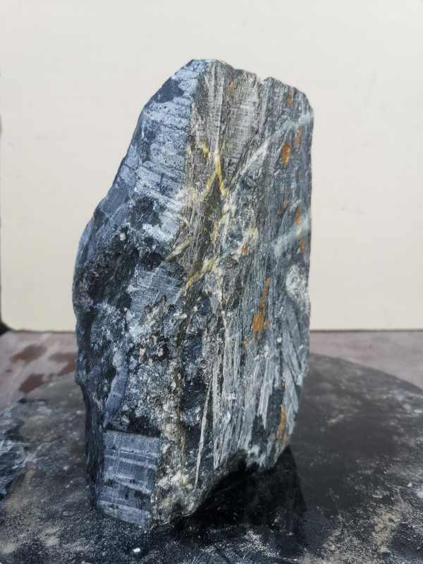 Speckstein Einzelstck aus Indien dunkelgrn tlw. mit trkis 6,870 kg