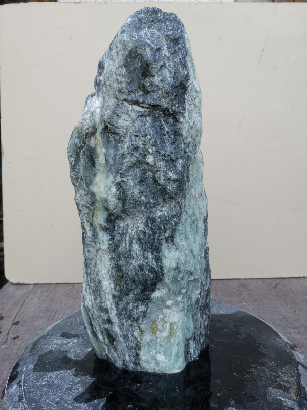 Speckstein; Einzelstck; Indien; schwarz; trkis; 9,850 kg
