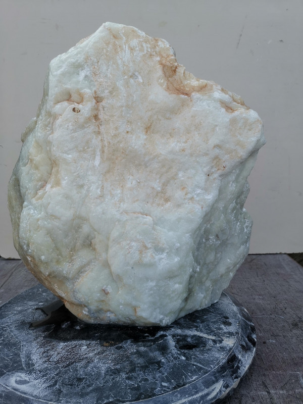 Speckstein; Einzelstck; aus China; wei; tlw grau; 14,830 kg