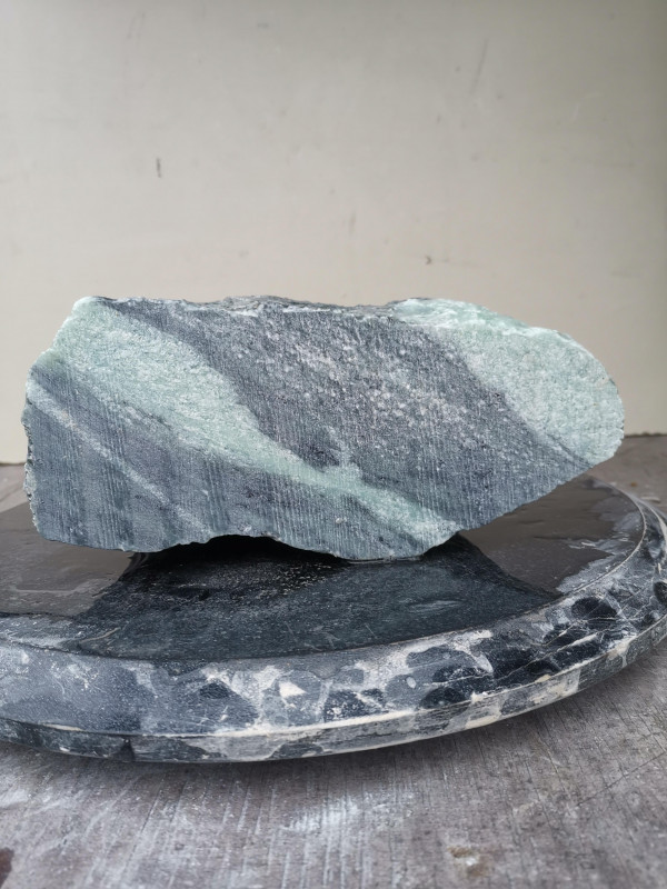 Speckstein; Einzelstck; Indien; Trkis-Schwarz; 6,920 kg
