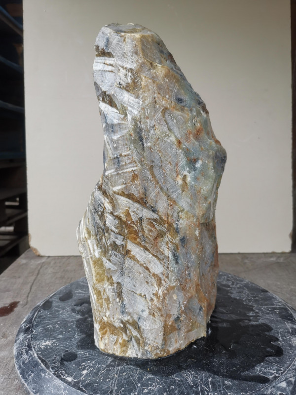 Speckstein; Einzelstck; aus Indien; gelb mit anderen Farben; 7,890 kg