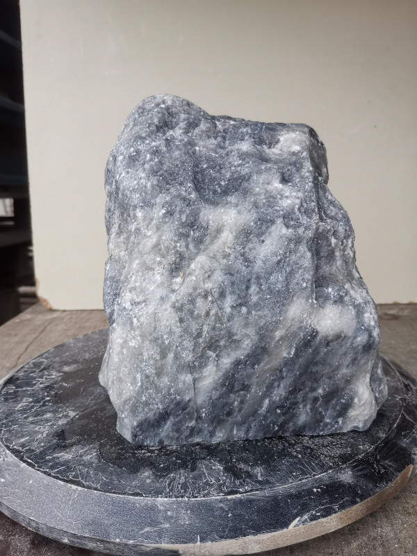 Speckstein; Einzelstck; aus China; schwarz-wei; 11,870 kg