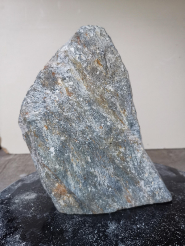 Speckstein; Einzelstck; aus Brasilien; dunkler Farb-Mix; 4,180 kg