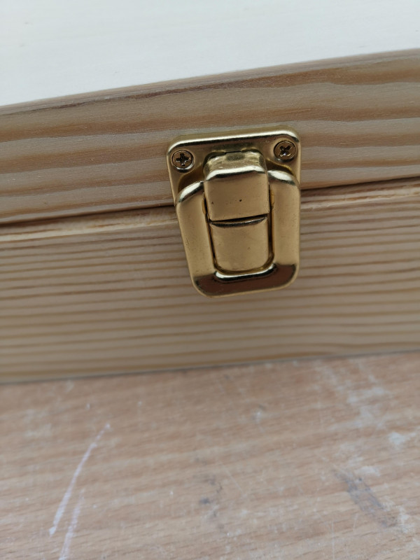 Holzkiste; Kiefernholz; Teekiste; Geschenkbox; 6 F�cher; Sammelkiste