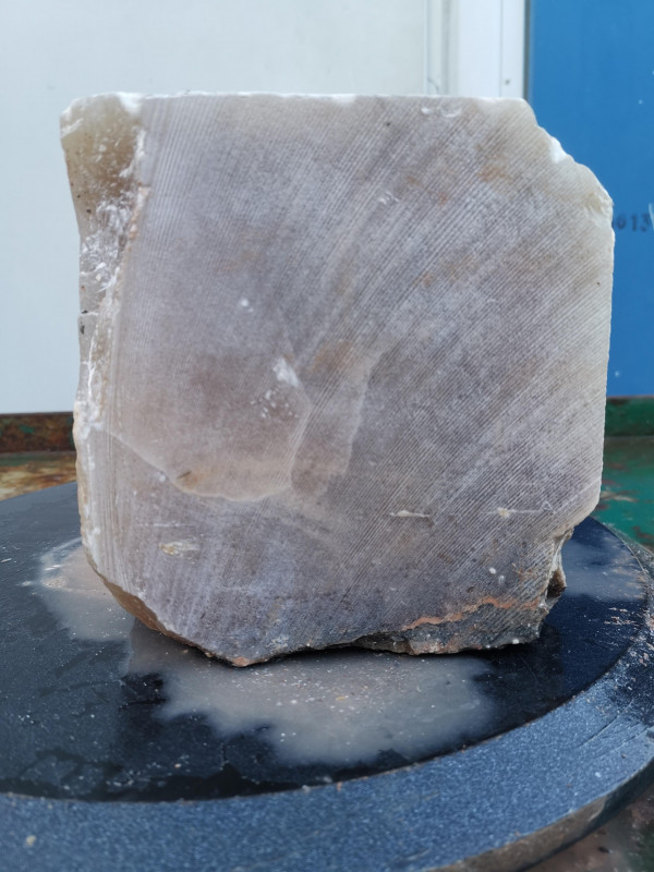 Alabaster; Einzelst�ck; Spanien; ges�gt; karamell; 13,460 kg