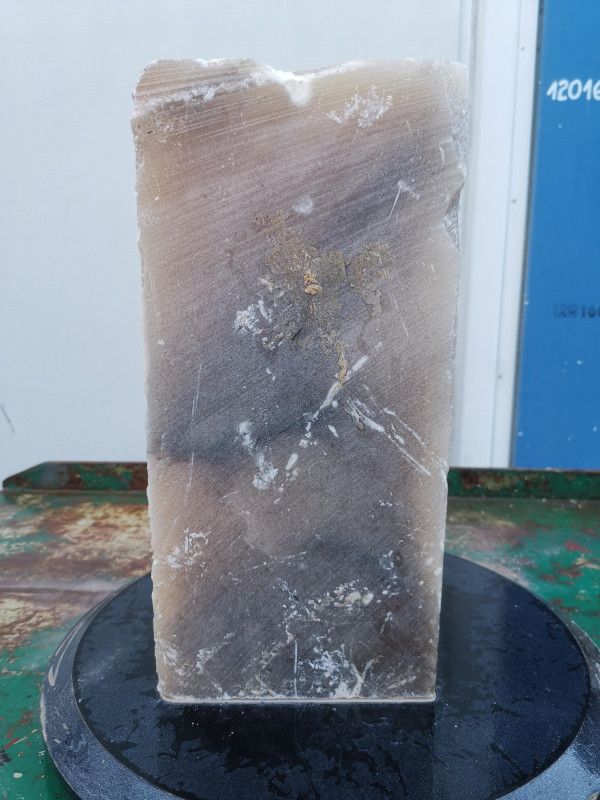 Alabaster; Einzelst�ck; Spanien; ges�gt; karamell; 14,770 kg