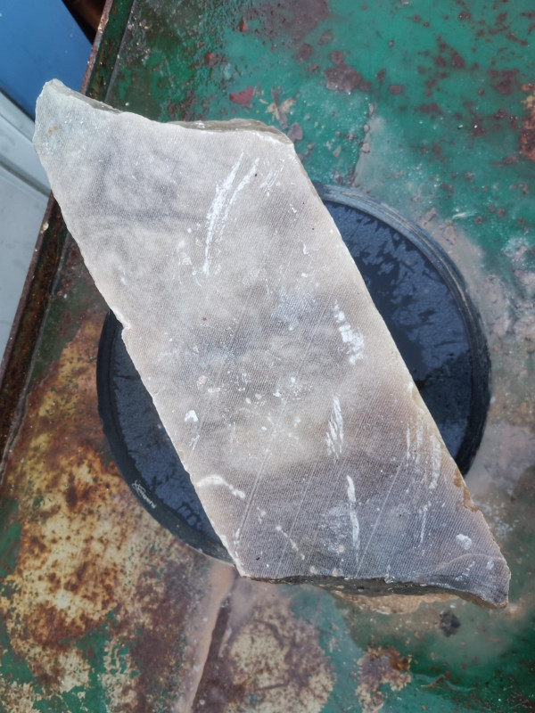 Alabaster; Einzelst�ck; Spanien; ges�gt; karamell; 15,700 kg