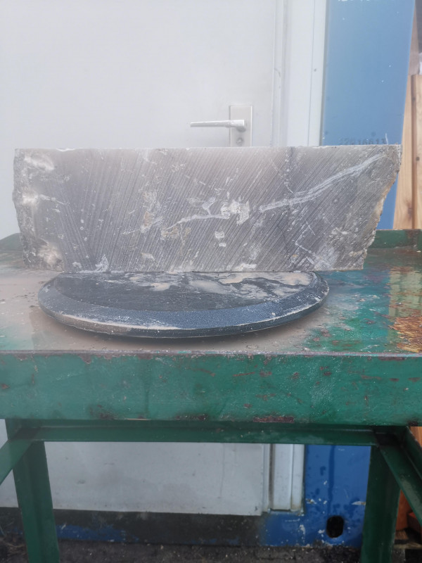 Alabaster; Einzelst�ck; Spanien; ges�gt; karamell; 18,540 kg