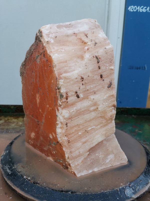 Selenit; Einzelst�ck; aus Marokko; orange; 9,720 kg