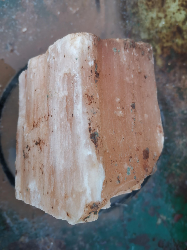 Selenit; Einzelst�ck; aus Marokko; orange; 9,720 kg