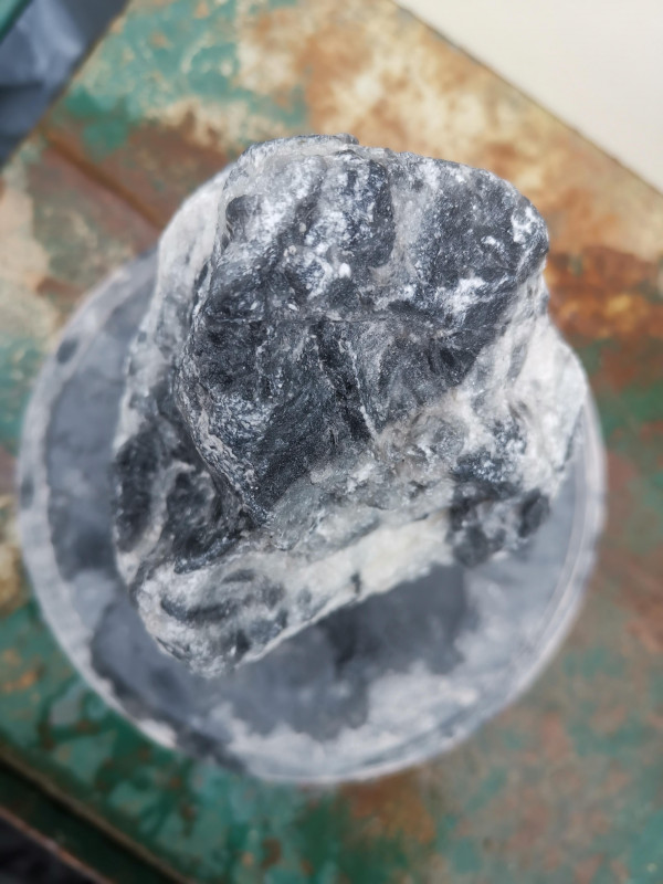 Speckstein; Einzelst�ck; aus China; schwarz-wei�; 8,100 kg