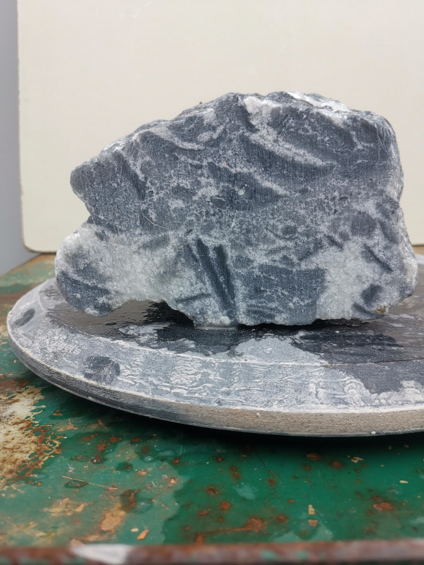 Speckstein; Einzelst�ck; aus China; schwarz-wei�; 8,100 kg