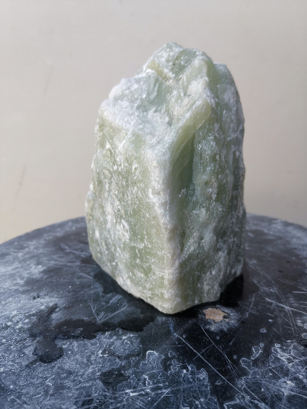 Speckstein; Einzelst�ck; aus Indien; Lemongr�n; 2,450 kg