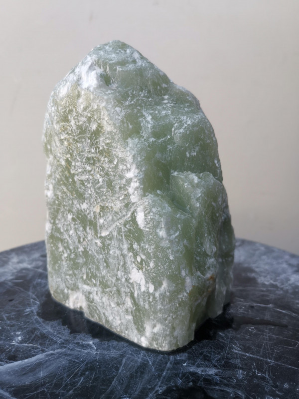 Speckstein; Einzelst�ck; aus Indien; Lemongr�n; 2,450 kg