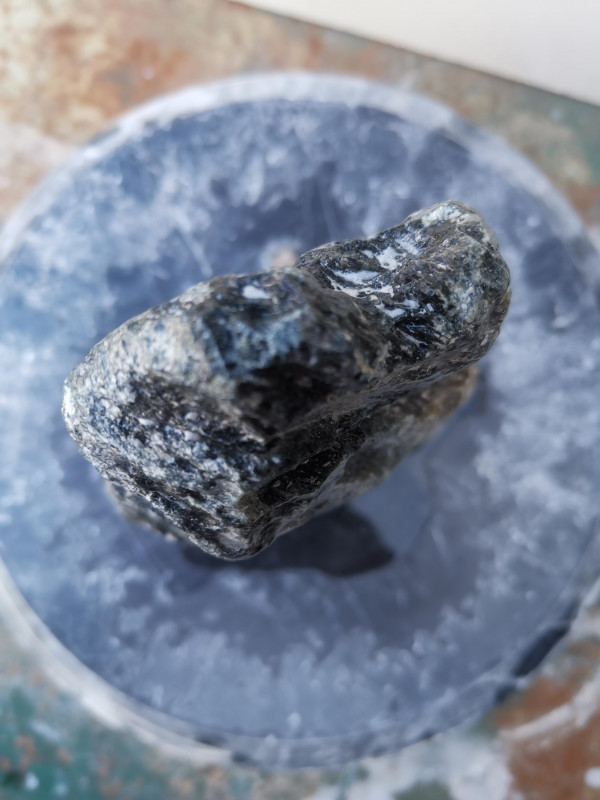 Speckstein; Einzelst�ck; aus Indien; t�rkis schwarz; 2,660 kg