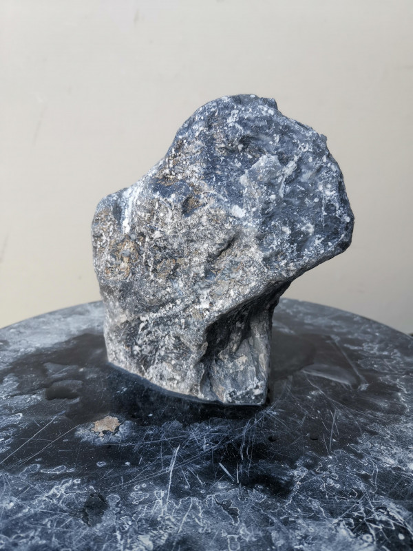 Speckstein; Einzelst�ck; aus China; schwarz wei�; 2,000 kg