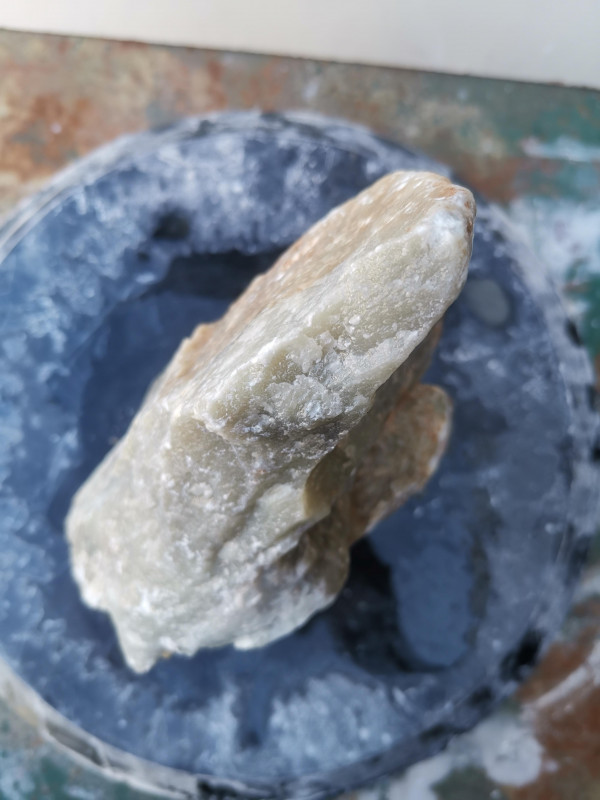 Speckstein; Einzelst�ck; aus Indien; dunkelgrau; harter Speckstein; 3,470 kg