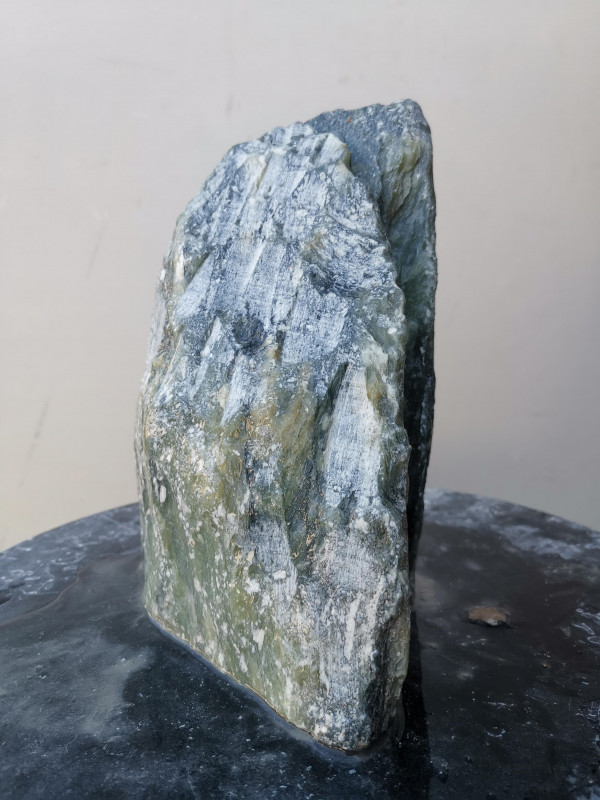 Speckstein; Einzelst�ck; aus Indien; gr�n Mix; 3,200 kg