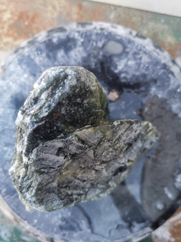 Speckstein; Einzelst�ck; aus Indien; gr�n Mix; 3,200 kg