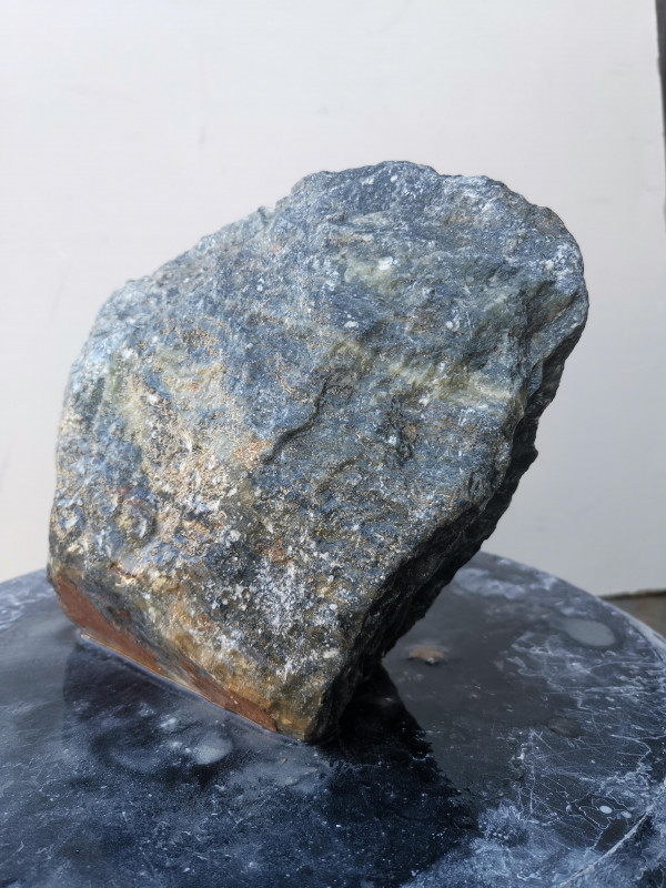 Speckstein; Einzelst�ck; aus Indien; dunkler gr�ner Farb Mix; 4,110 kg