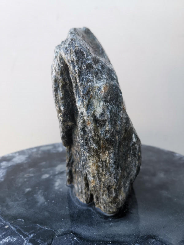 Speckstein; Einzelst�ck; aus Indien; dunkler gr�ner Farb Mix; 4,110 kg