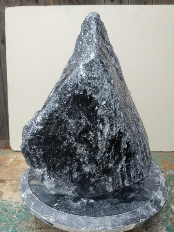 Speckstein; Einzelst�ck; aus China; schwarz; 17.990 kg