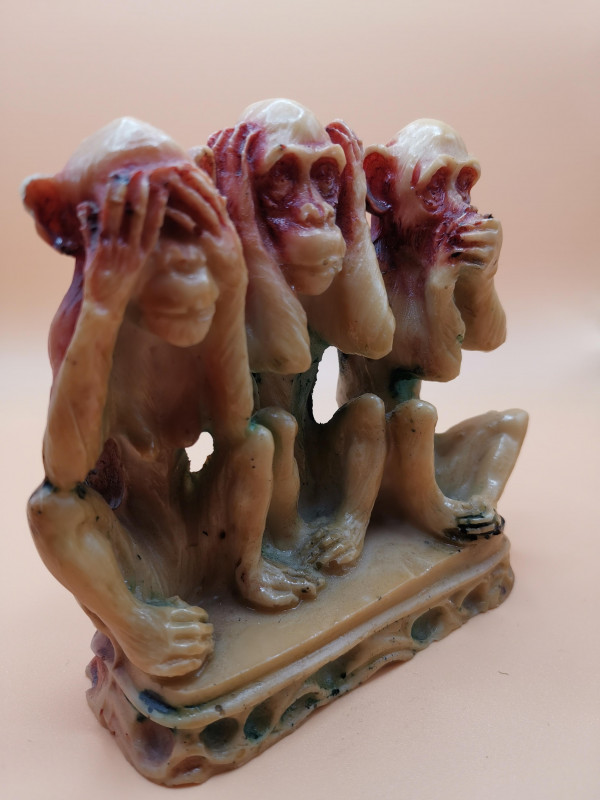 Speckstein; drei Affen; nichts h�ren, sehen, sagen