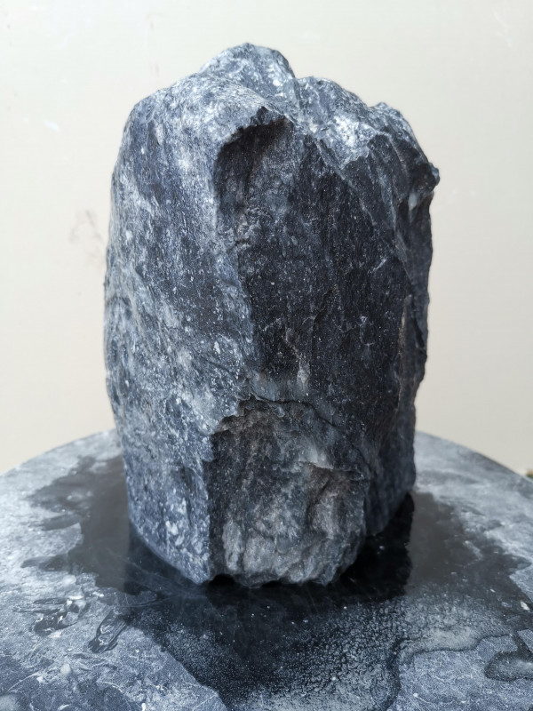 Speckstein; Einzelst�ck; aus China; schwarz; 7,250 kg