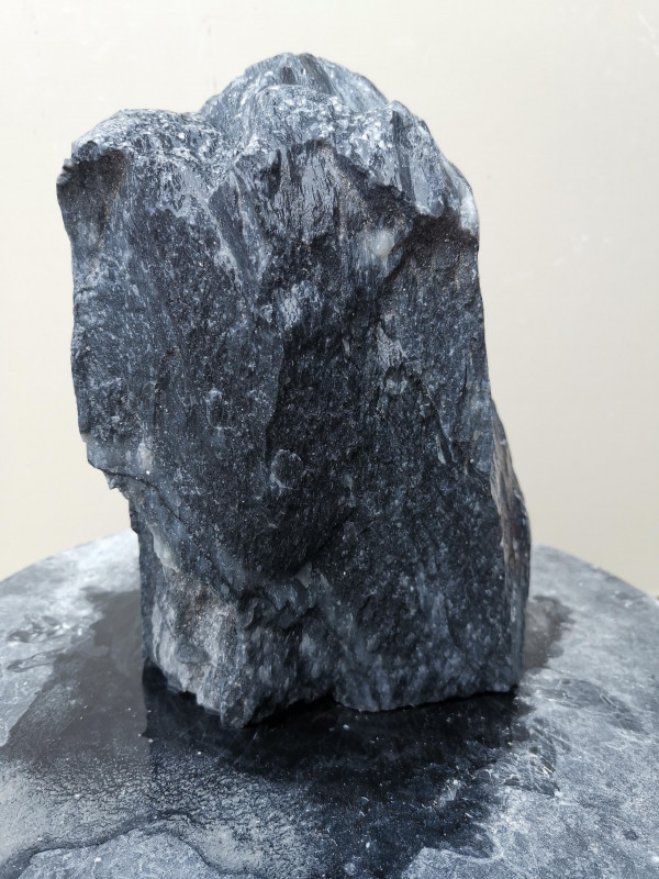 Speckstein; Einzelst�ck; aus China; schwarz; 7,250 kg