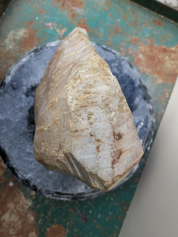 Speckstein; Einzelst�ck; aus Brasilien; braun; tlw. andere Farben; 8,950 kg