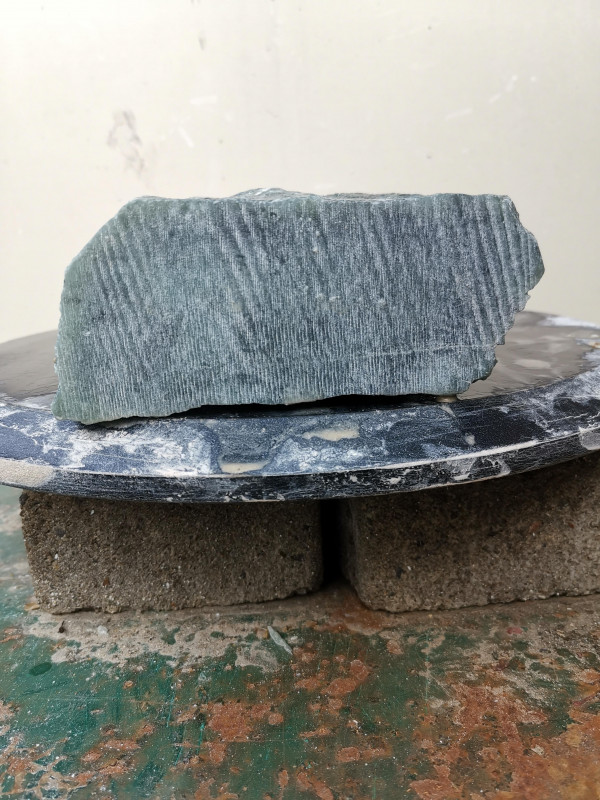 Speckstein; Einzelst�ck; aus Indien; dunkler t�rkis schwarz; 3,810 kg