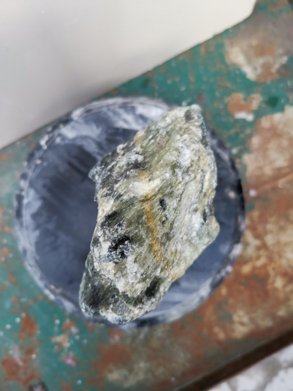 Einzelst�ck; aus Indien; t�rkis schwarz gelb braun; 6,960 kg