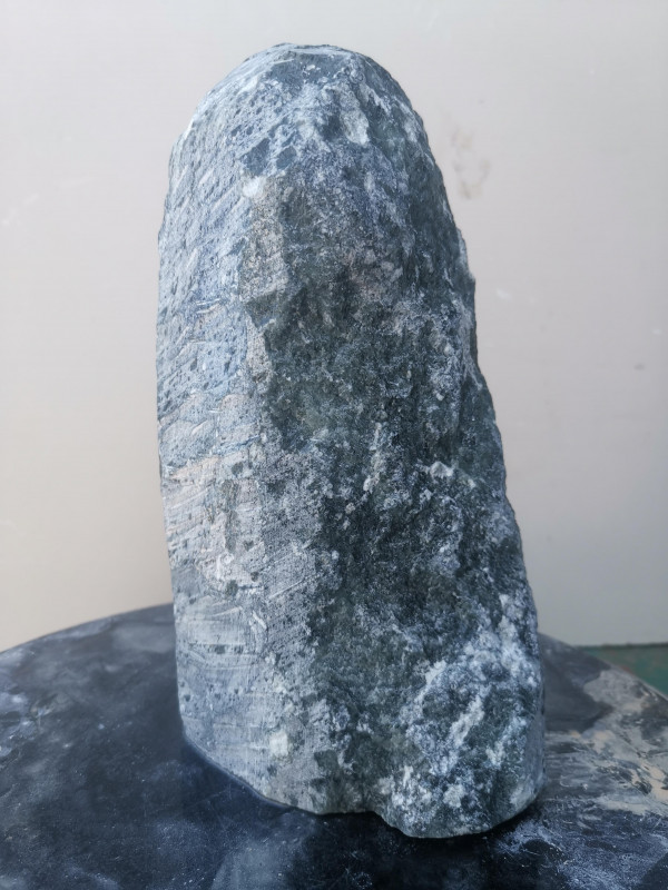 Speckstein; Einzelst�ck; aus Indien; dunkelgr�n; 3,930 kg