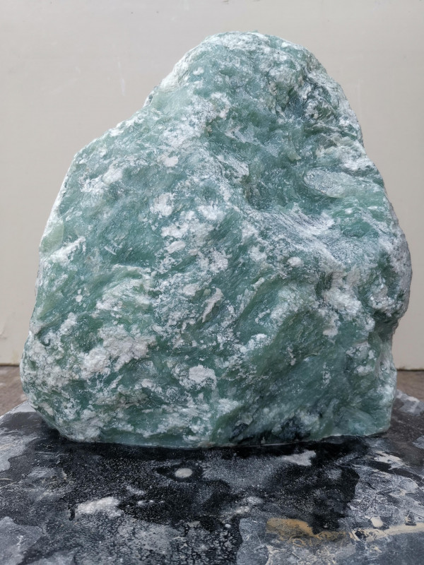Speckstein; Einzelst�ck; aus Indien; t�rlis wolkig - schwarz; 10,580 kg