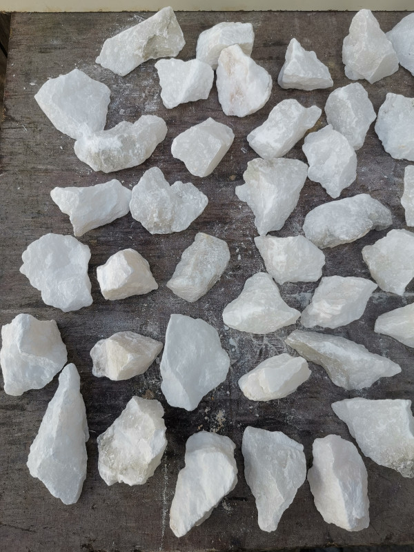 Alabaster; Einzellos; Sortiment; 100-150g; Gesamt 6,250 kg