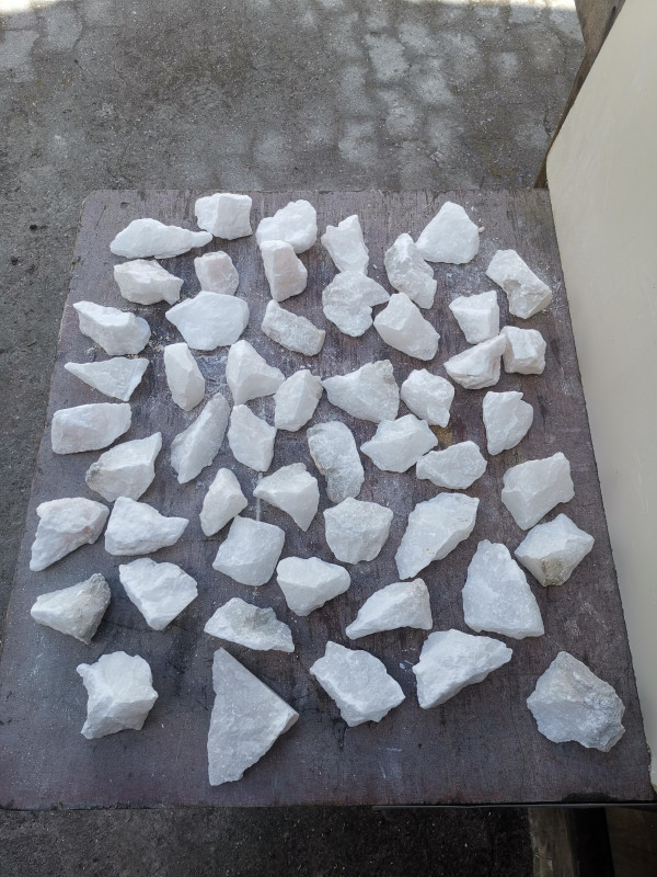 Alabaster; Einzellos; Sortiment; 100-150g; Gesamt 6,250 kg