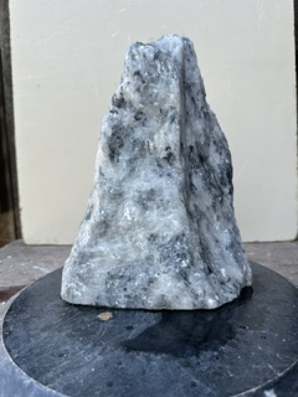 Speckstein; Einzelst�ck; schwarz-wei�; aus China; 7,930 kg